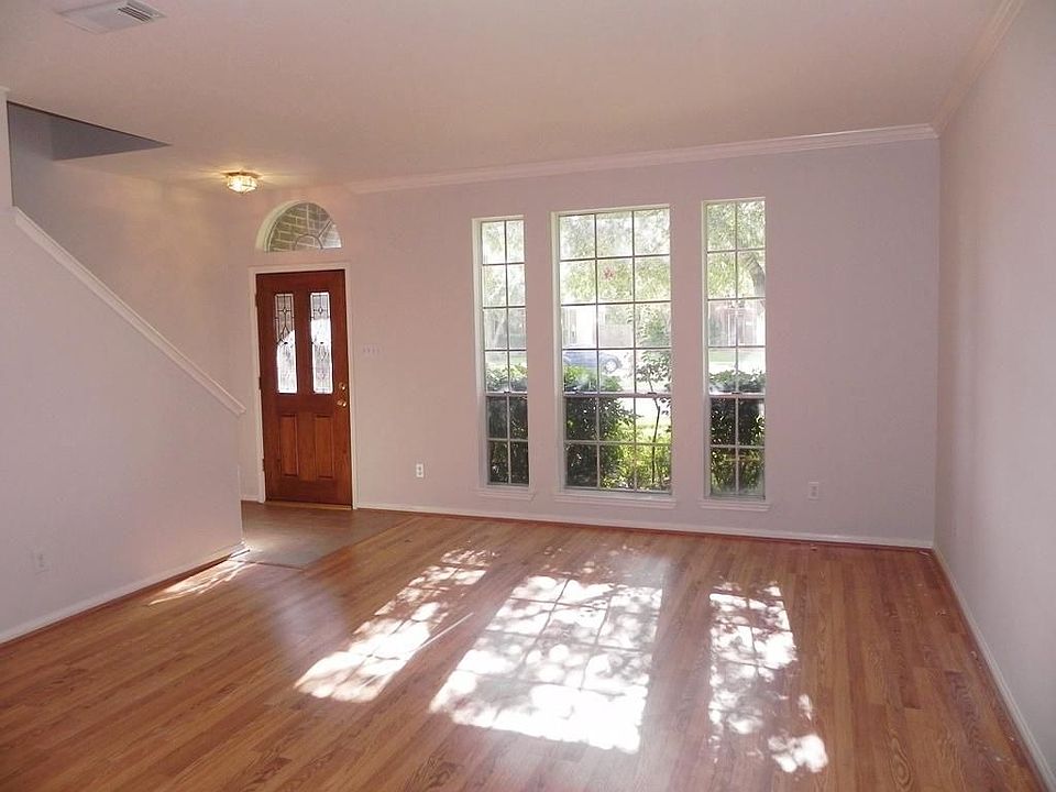 1st image of 7314 Moon Beam Cir