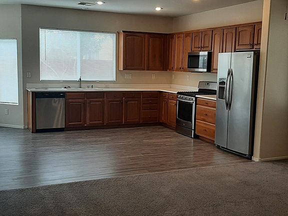 3rd image of 9147 Cantina Creek Ct