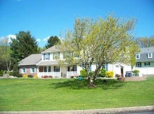 605 Fox Clove Cir, Exton, PA 19341