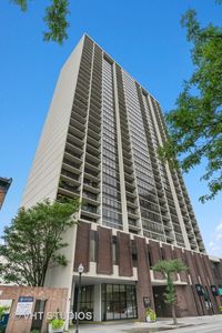 1636 N Wells St APT 701, Chicago, IL, 60614