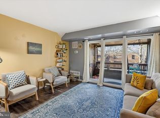 5239 W Running Brook Rd UNIT 302, Columbia, MD 21044