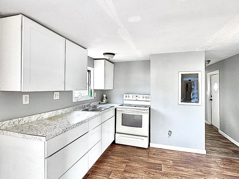 750 Eastview Rd #36 — Photo 1