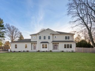 102 Greenacre Rd, Westwood, MA 02090