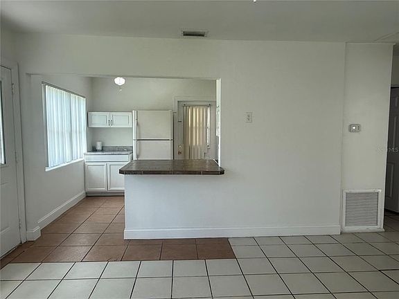2nd image of 5303 CARLTON ROAD