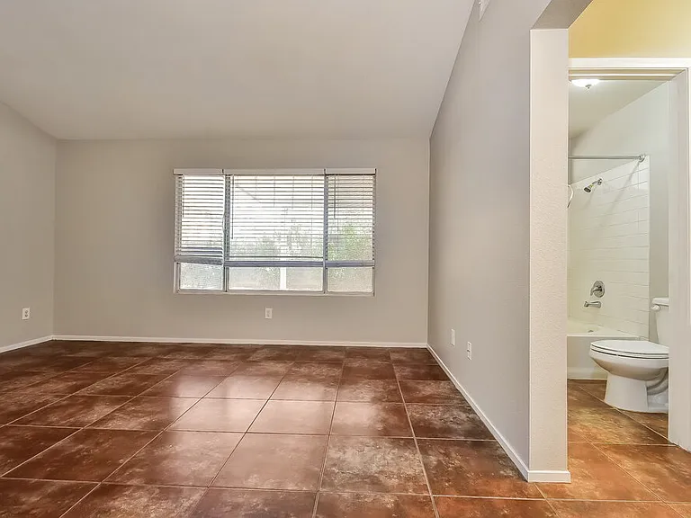 1621 Running Creek Dr — Photo 9