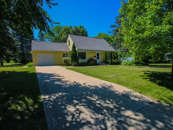822 Westwood Dr SW, Alexandria, MN 56308
