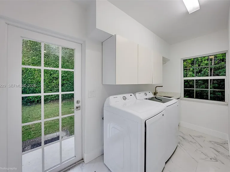 52 Camden Dr — Photo 15