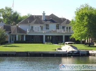 95 Lake Estates Dr, Montgomery, TX 77356
