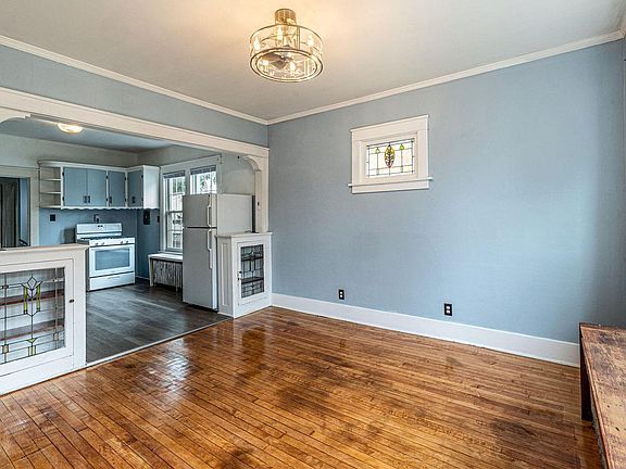 4th image of 306 W Harrison AVENUE