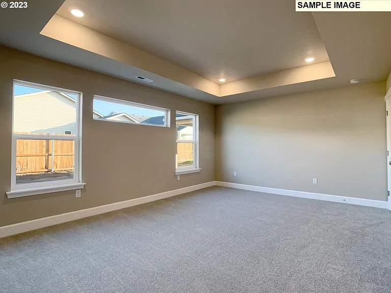 539 E Rosa Ave — Photo 11