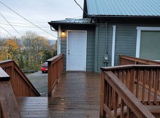 824 W A Loop, Rainier, OR 97048