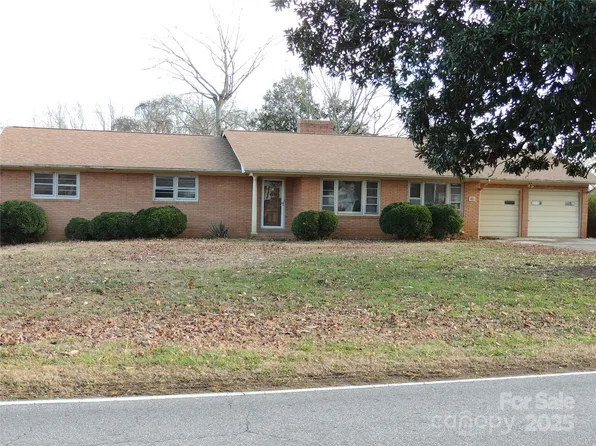 286 N Main St, Forest City, NC 28114