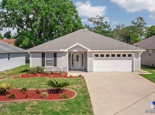 1027 Jones Creek Dr, Jacksonville, FL 32225
