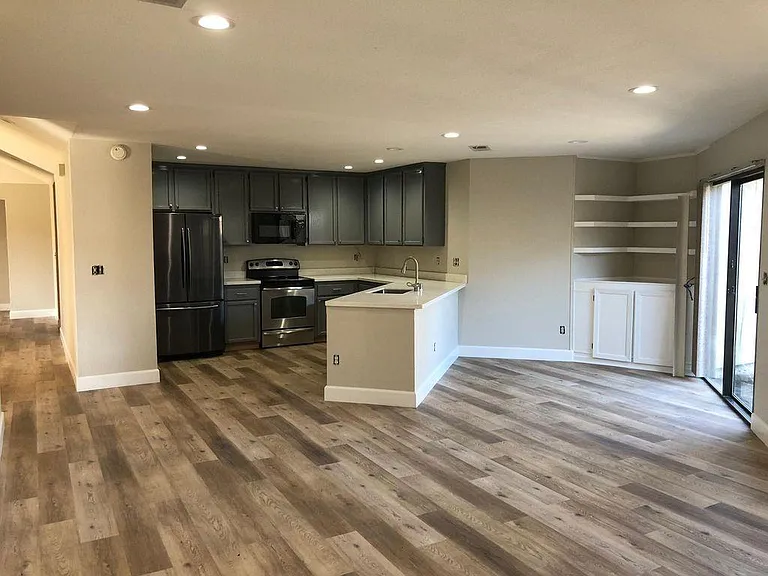 8074 Iglesia Dr — Photo 7