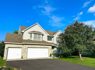 18501 Polk Cir, Elk River, MN 55330