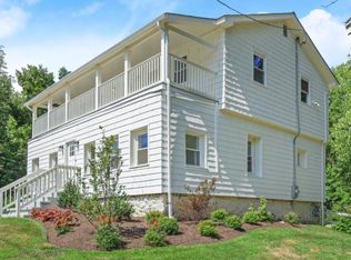 421 Shelton Rd, Trumbull, CT 06611