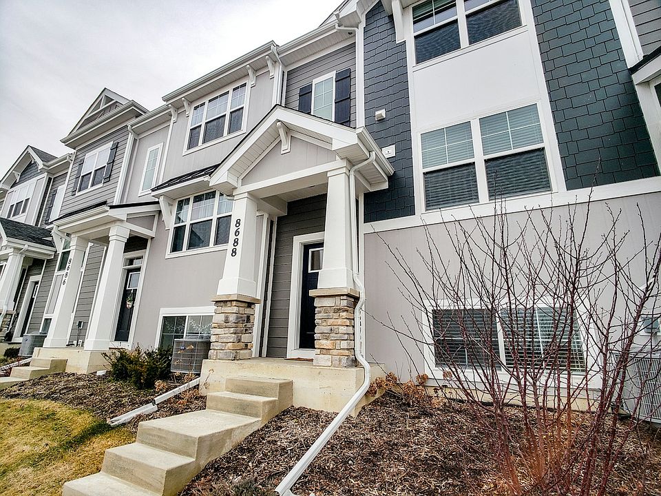 1st image of 8688 Larkspur Ln