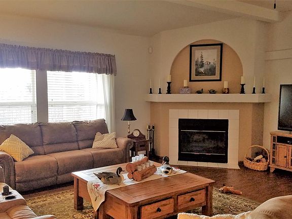 5th image of 14319 SE Loafer Ave