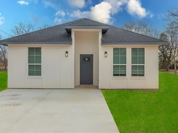 227 Harris Blvd, Malakoff, TX 75148