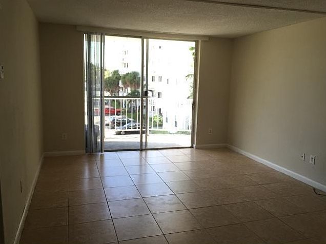 1st image of 484 NW 165th St APT A315