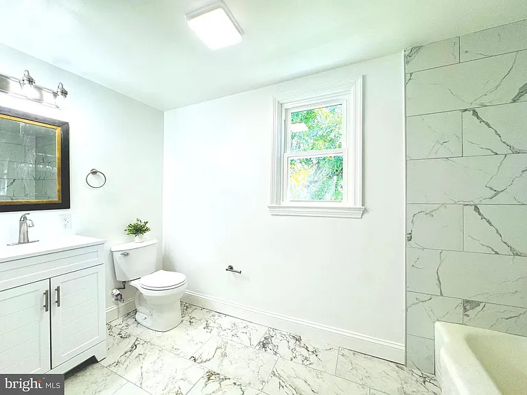 311 Villa Ave — Photo 23