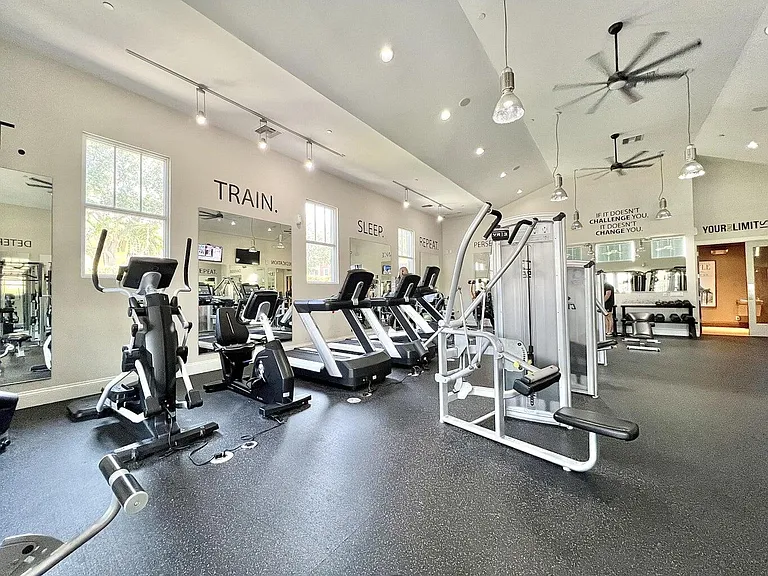 840 Marina Del Ray Ln #2 — Photo 35