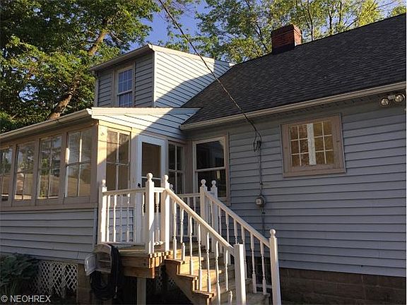 4th image of 381 E 332nd St
