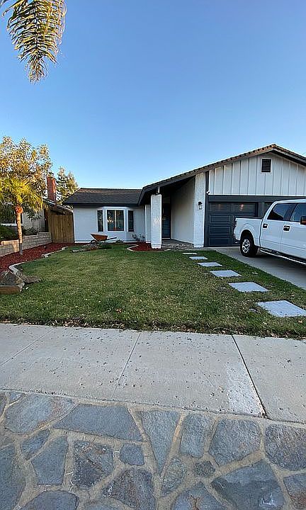 1st image of 10018 Lake Vista St