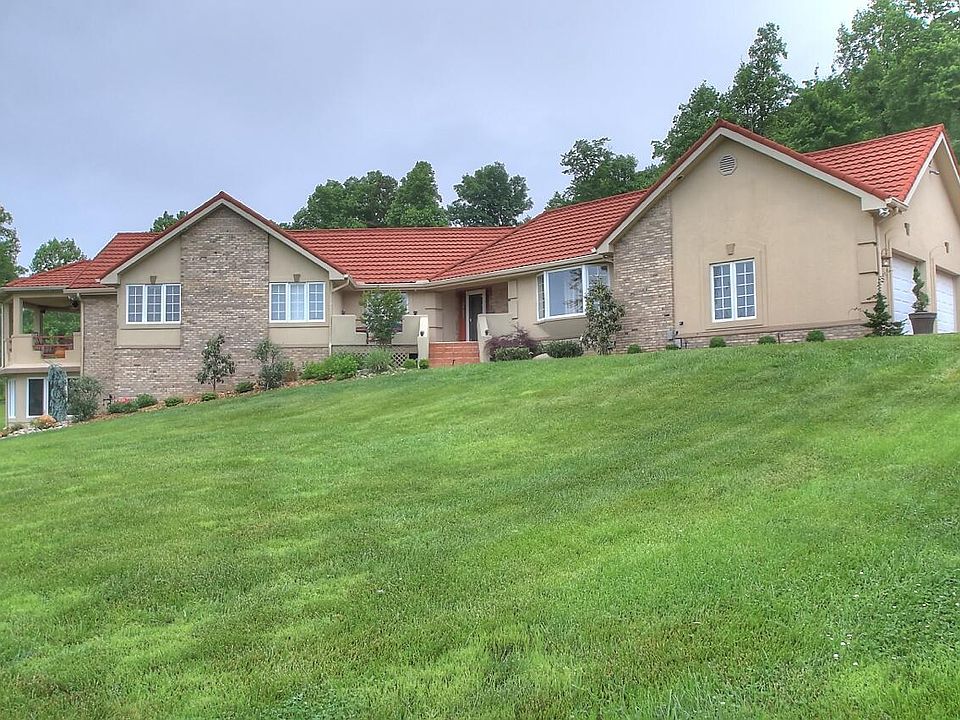 1st image of 532 Becks Creek Rd