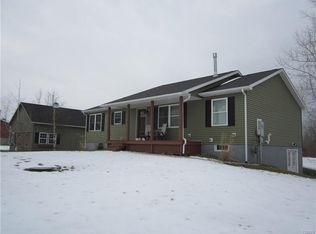 5831 Bartlett Rd, Rome, NY 13440