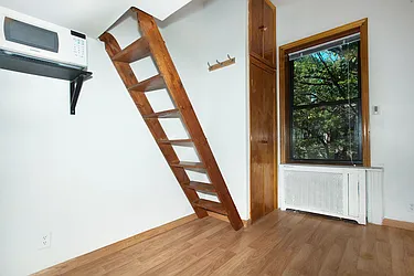 Rented by LG Fairmont Group