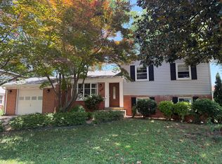 13510 Ellendale Dr, Chantilly, VA 20151