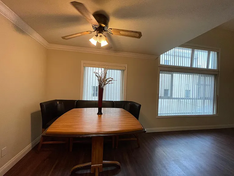 5251 Willowcrest Ave #5 — Photo 50