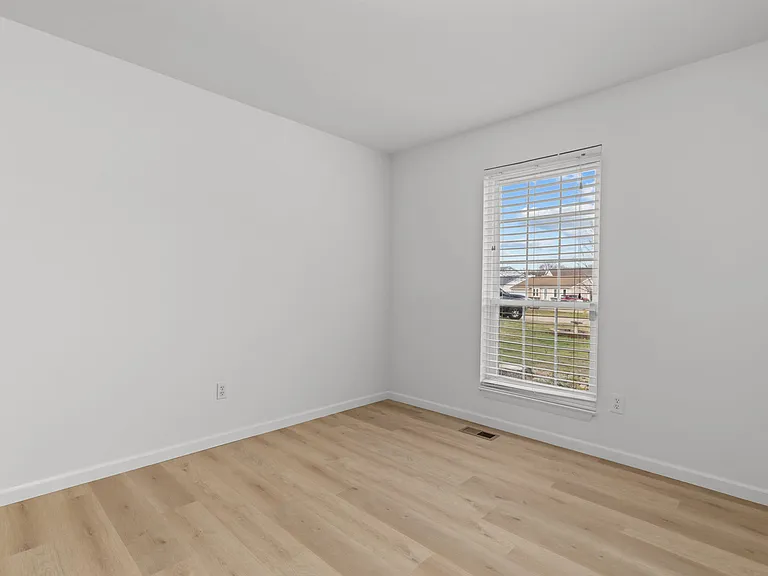 9 Tamerton Ct — Photo 12