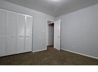 1930 Pulaski Rd APT 3E, Calumet City, IL 60409