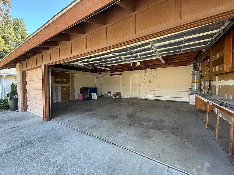 31 Fallwind Cir — Photo 25
