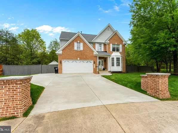 12933 Torchlight Dr, Woodbridge, VA 22193