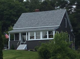 106 Middle Rd, Falmouth, ME 04105