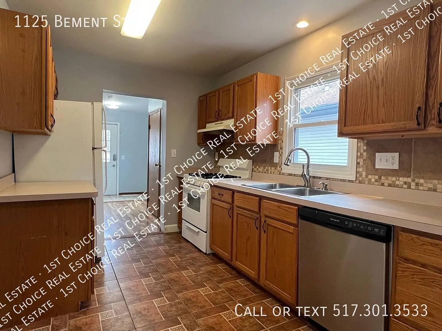 Updated 4-Bedroom Home Near MSU - Completely Remodeled - Small Dog Friendly — Photo 4