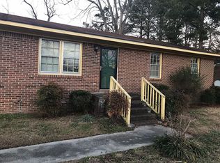 702 W Martin Luther King Jr Dr, Washington, NC 27889