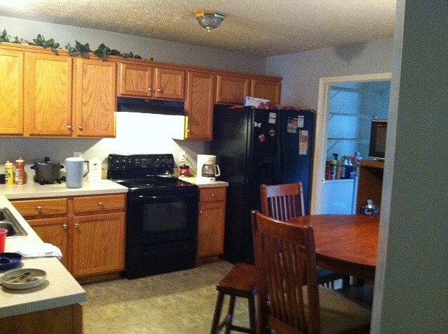 Big eat-in Kitchen with Laundry/pantry attached
