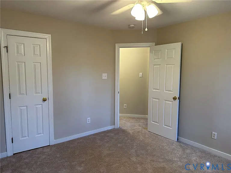 5219 Scotsglen Dr — Photo 8