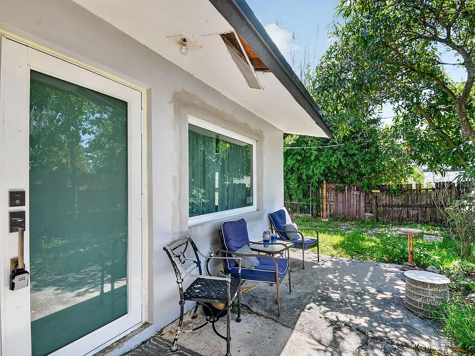 3384 Rudolph Rd