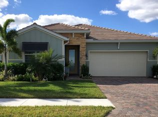 14627 Topsail Dr, Naples, FL 34114