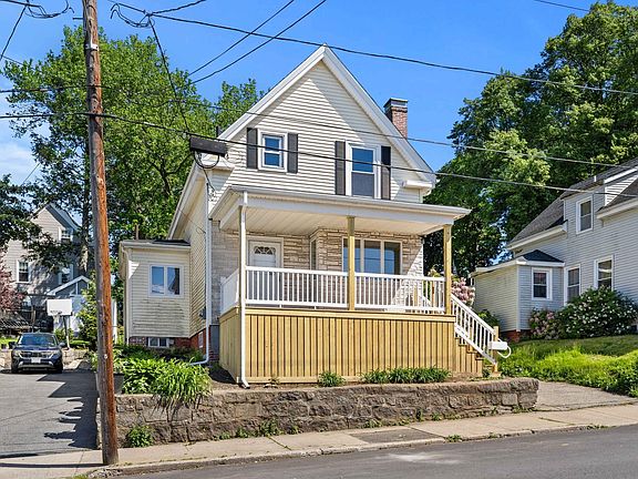 2nd image of 28 Hawthorne St