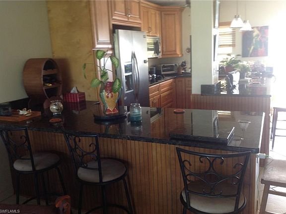 4th image of 636 Broad Ave S #J636