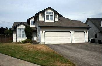 1st image of 3815 NE 41st Ct