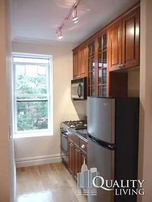 Rented by (Legacy) NY Quality Living Uptown | media 9