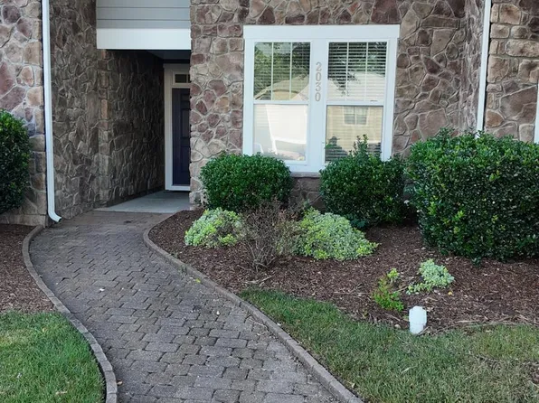2030 Rapid Falls Rd, Cary, NC 27519