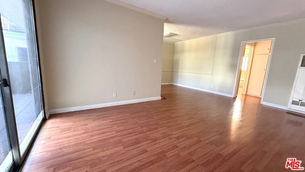 1 bed, 1.0 bath, $1,700 — Photo 4